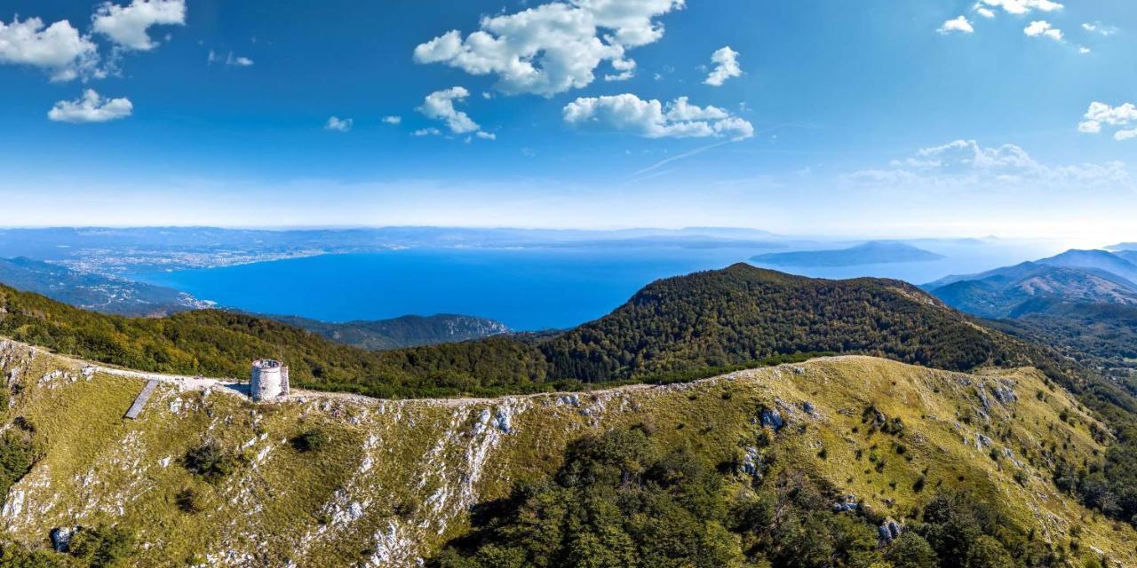 Apartments Skorup Ičići Esterno foto